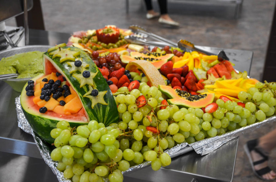 Platter of an assortment of fruit